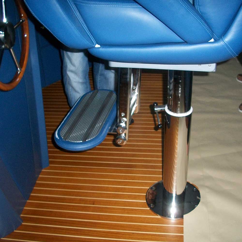 Нога капитанского кресла с ручной регулировкой S 223